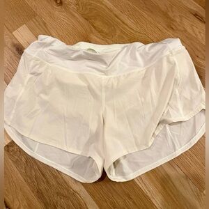 Lululemon speed up midrise shorts